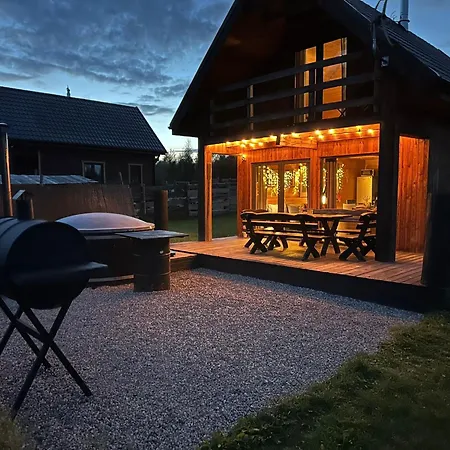 Villa Kaszubski Zakatek, 2 ,20 Osob,balia,sauna,kominek
