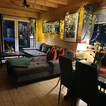 Kaszubski Zakatek, 2 ,20 Osob,balia,sauna,kominek Villa