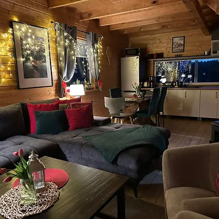 Villa Kaszubski Zakatek, 2 ,20 Osob,balia,sauna,kominek Sikorzyno